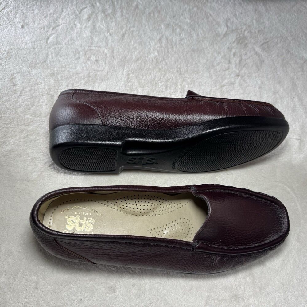 SAS Tripad Comfort Women’s Burgundy Leather Slip-On Loafers New W/O Box 8.5 WW - Picture 2 of 9